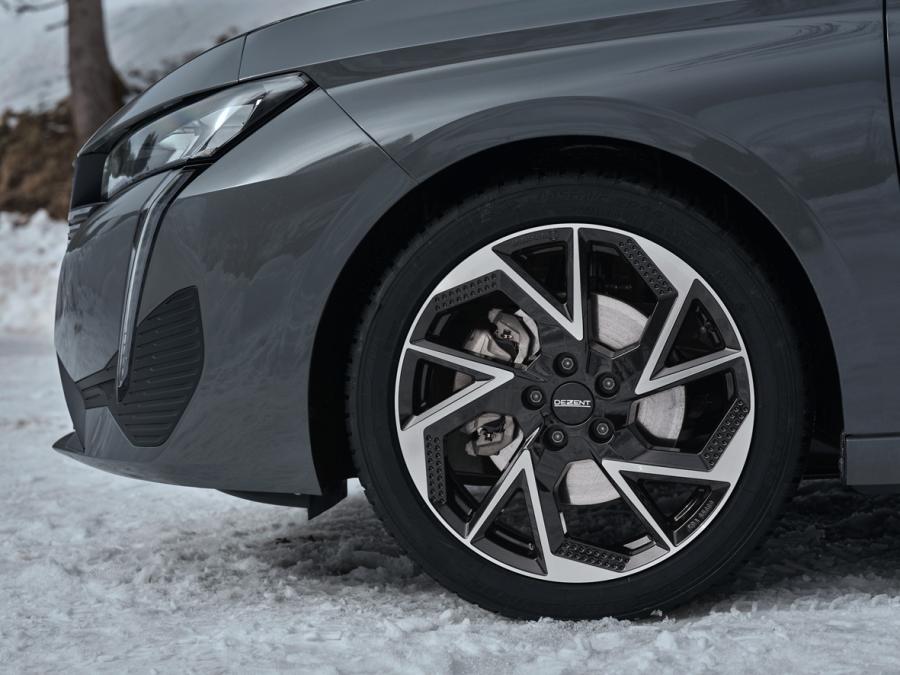 dezent ap dark peugeot 308 winterpic05 cerchio in lega dezent AP colore dark su vettura peugeot 308