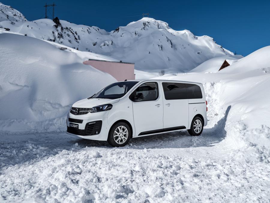 dezent tv silver opel zafira life winterpic03 cerchi in lega dezent TV silver su veicolo Opel Zafira Life