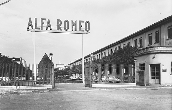 foto della sede originali di automobili alfa romeo