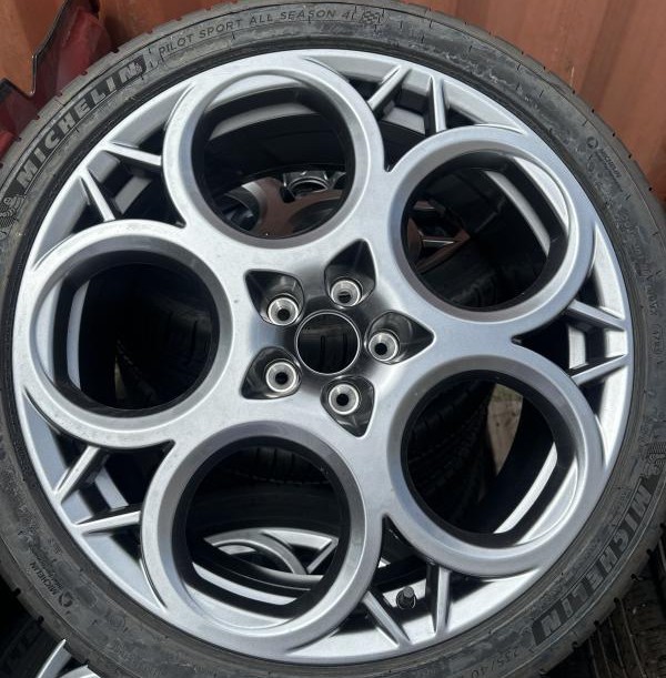 REPLICA ALFA ROMEO TONALE