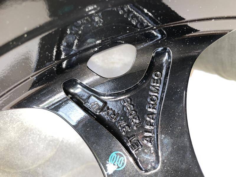 ORIGINALE / OEM ALFA ROMEO 5 / NERO DIAMANTATO<br>8,0J19" 5X110 37 65,10