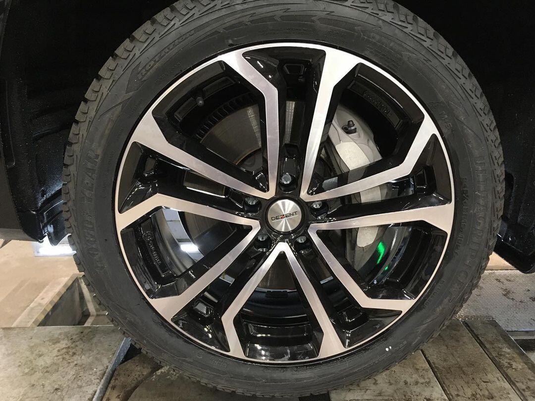 DEZENT / TA DARK / BLACK/POLISHED<br>8,0J19" 5X114,3 37 71,60