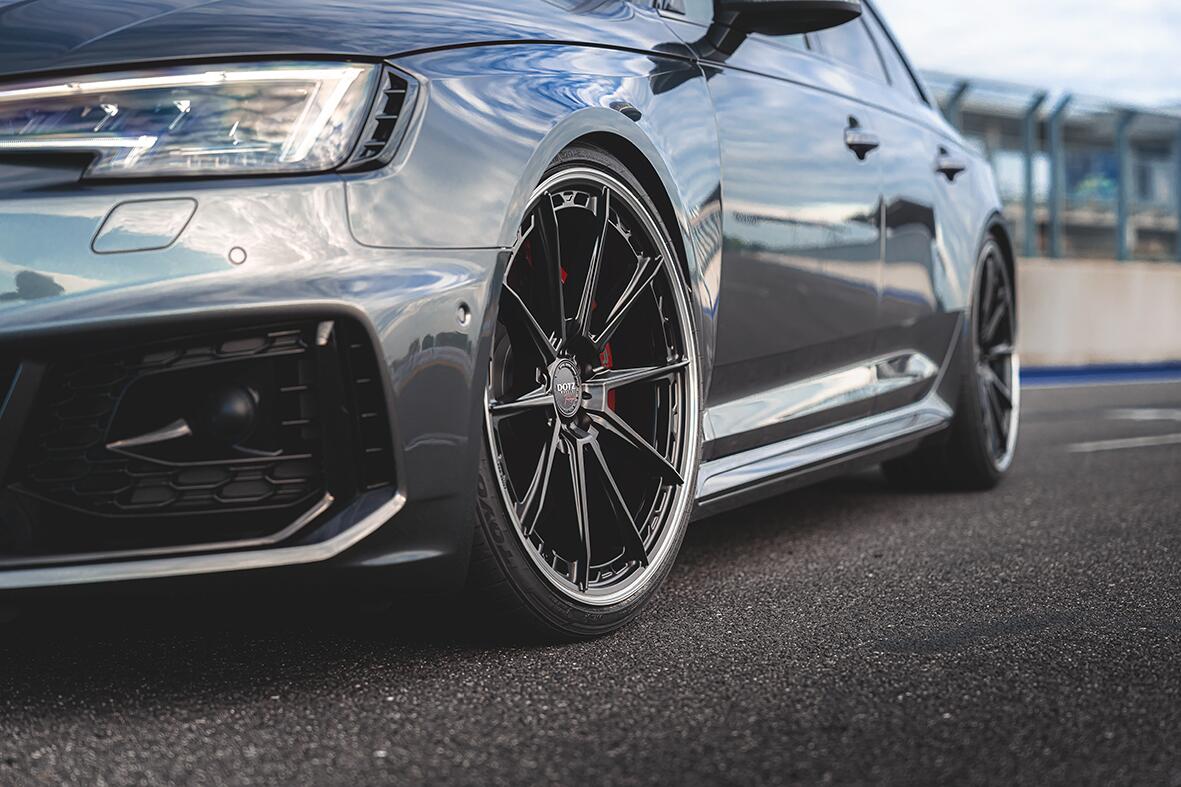 DOTZ / SONOMA DARK / BLACK MATT/POLISHED LIP<br>8,5J19" 5X112 35 70,10