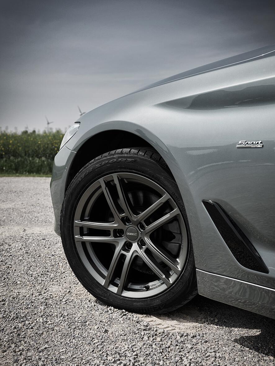 DEZENT / TZ-C GRAPHITE / GRAPHITE MATT<br>8,0J18" 5X112 30 66,60