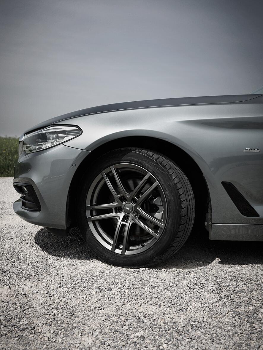 DEZENT / TZ-C GRAPHITE / GRAPHITE MATT<br>8,0J18" 5X112 30 66,60