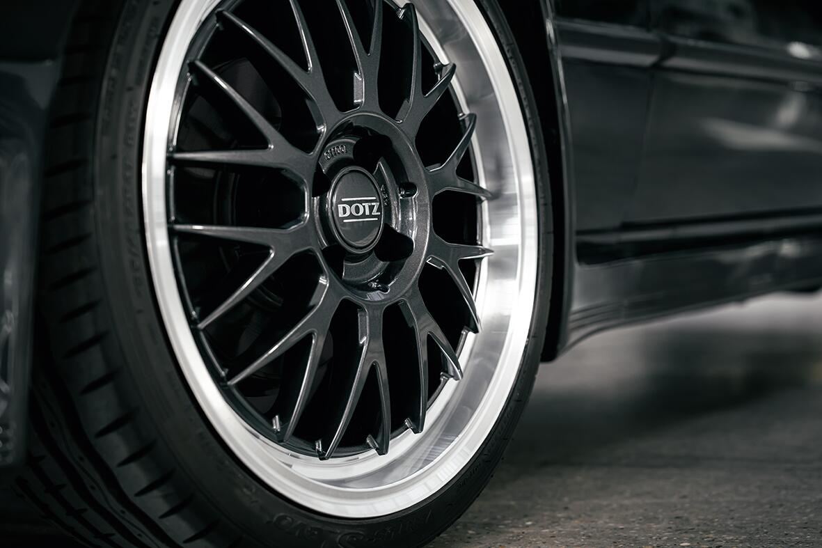 DOTZ / BILBAO DARK / GUNMETAL/POLISHED LIP<br>8,0J18" 5X114,3 34 71,60