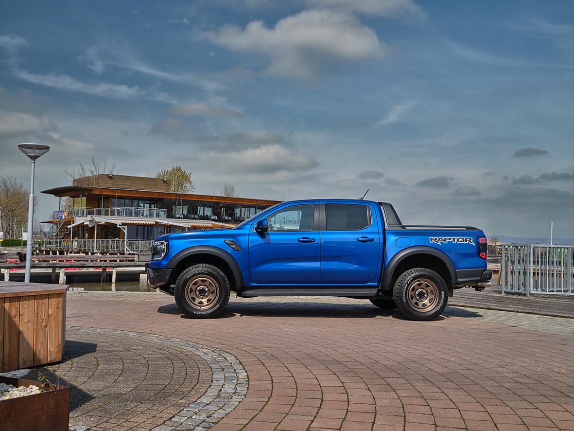 DOTZ 4X4 / DAKAR BRONZE / BRONZE MATT<br>8,0J18" 6X139,7 24 93
