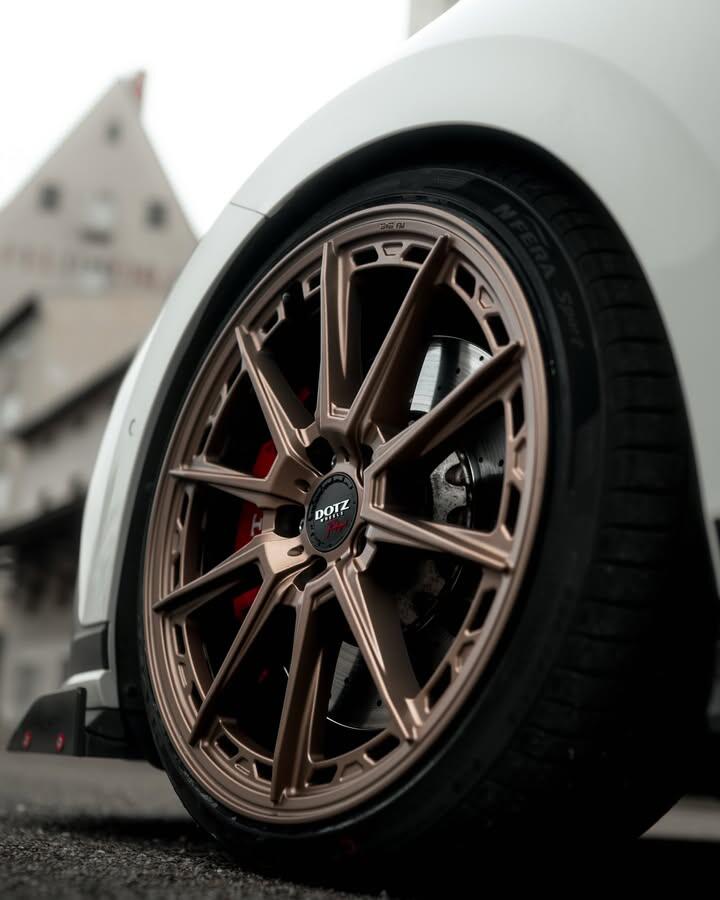 DOTZ / SONOMA BRONZE / BRONZE MATT<br>8,5J19" 5X114,3 40 71,60