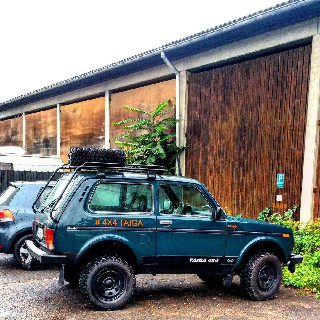 DOTZ 4X4 / EXTREME DARK / BLACK<br>7,0J16" 6X139,7 -20 110