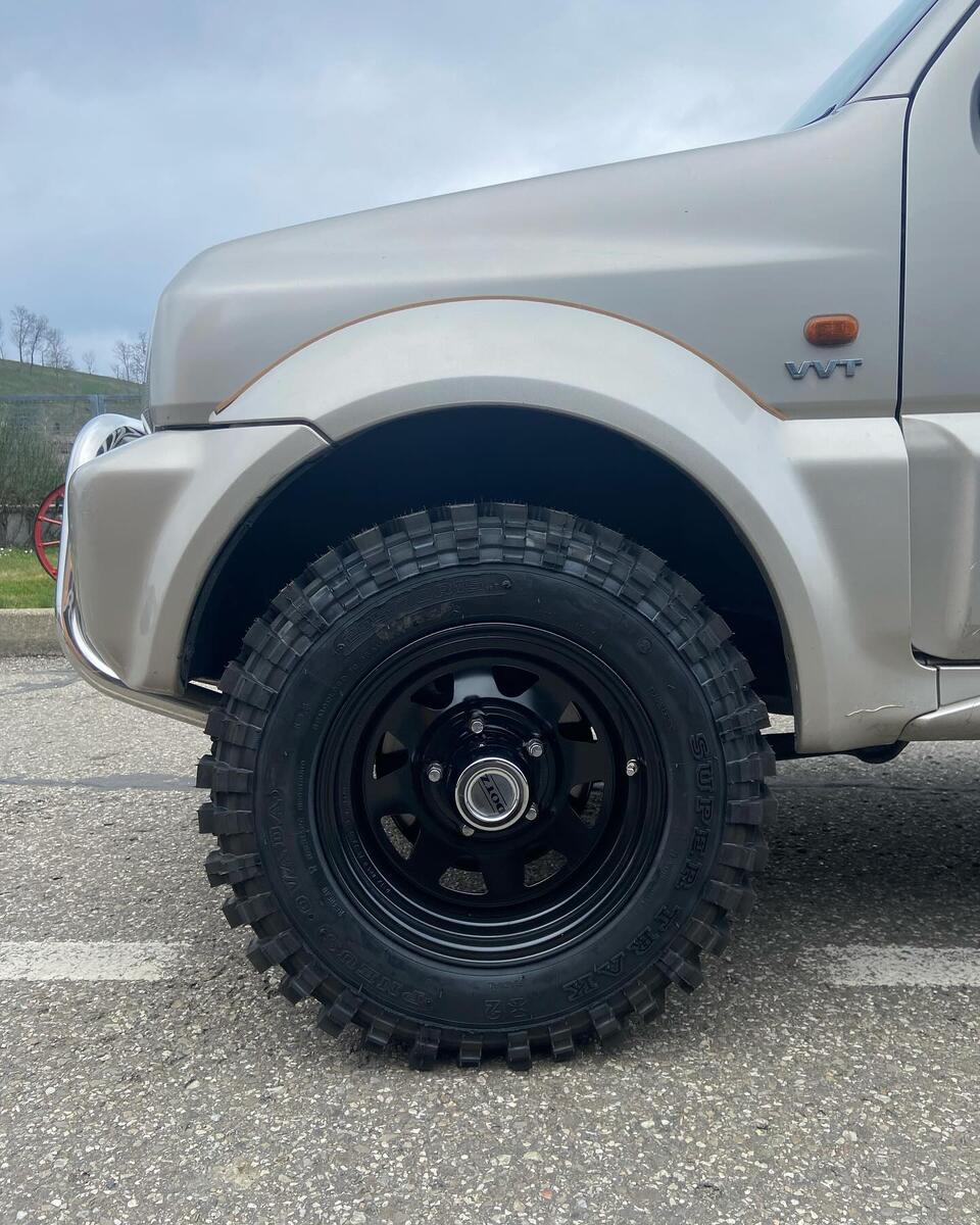 DOTZ 4X4 / EXTREME DARK / BLACK<br>7,0J16" 6X139,7 -20 110