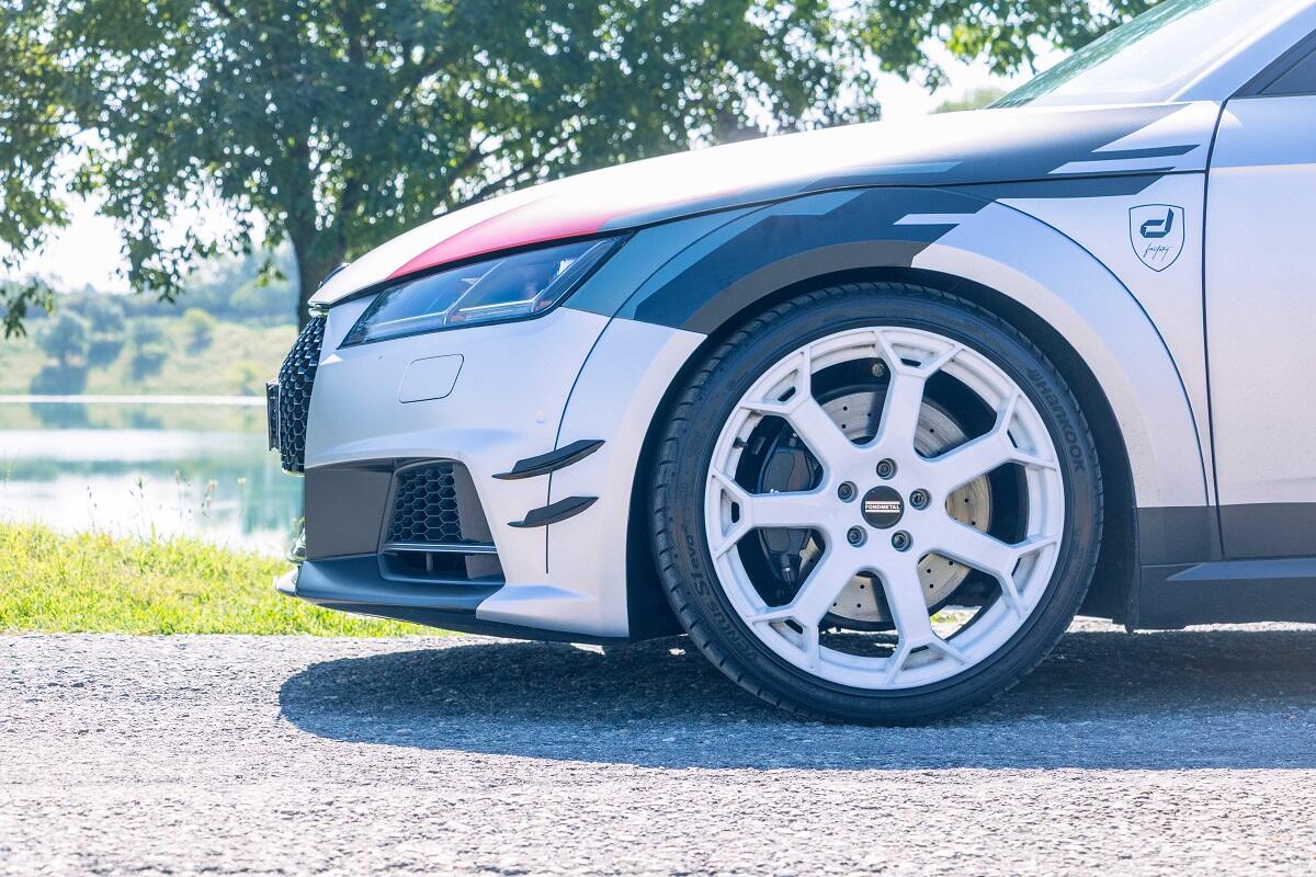 FONDMETAL / ZEPHYRUS / GLOSSY WHITE<br>8,5J19" 5X112 45 66,50