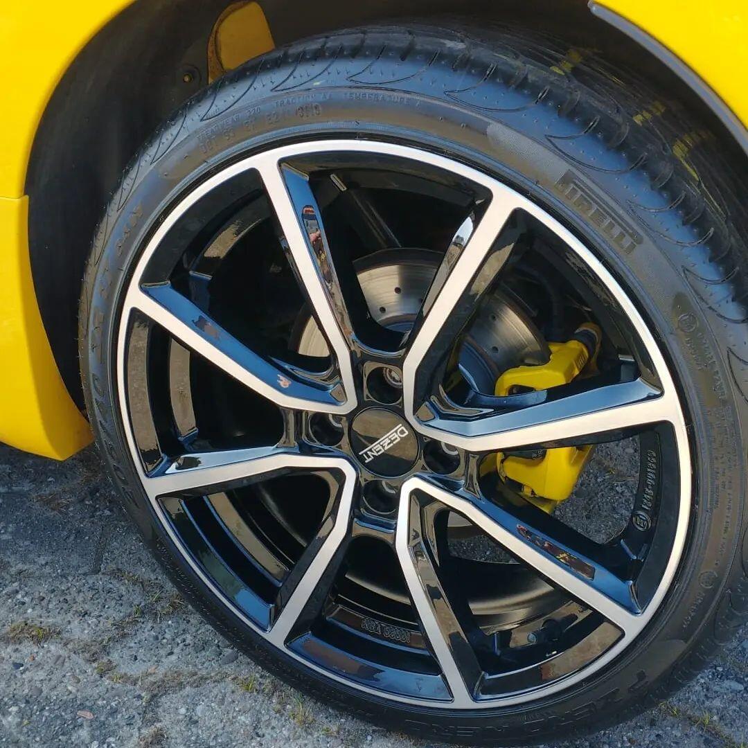 DEZENT / TN DARK / BLACK/POLISHED<br>5,5J14" 4X100 45 54,10