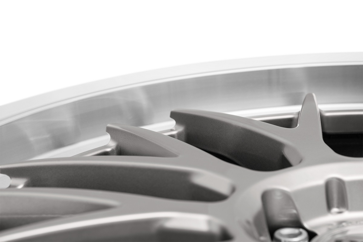 DOTZ / BILBAO BLAZE / SILVER/POLISHED LIP<br>7,0J17" 4X100 25 60,10