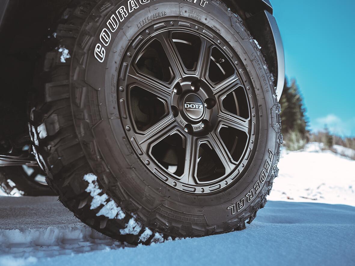 DOTZ 4X4 / KALAHARI BLACK / BLACK MATT<br>8,0J18" 5X120 42 65,10