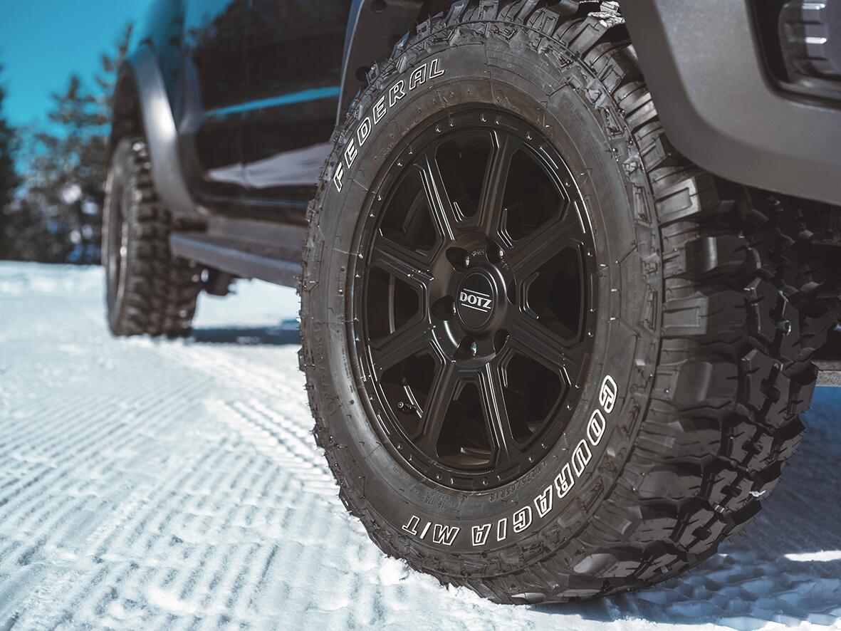 DOTZ 4X4 / KALAHARI BLACK / BLACK MATT<br>8,0J18" 5X120 42 65,10