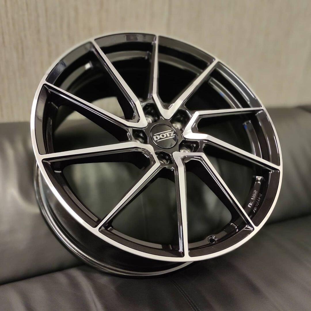 DOTZ / SPA DARK / BLACK/POLISHED<br>7,5J17" 5X100 35 60,10