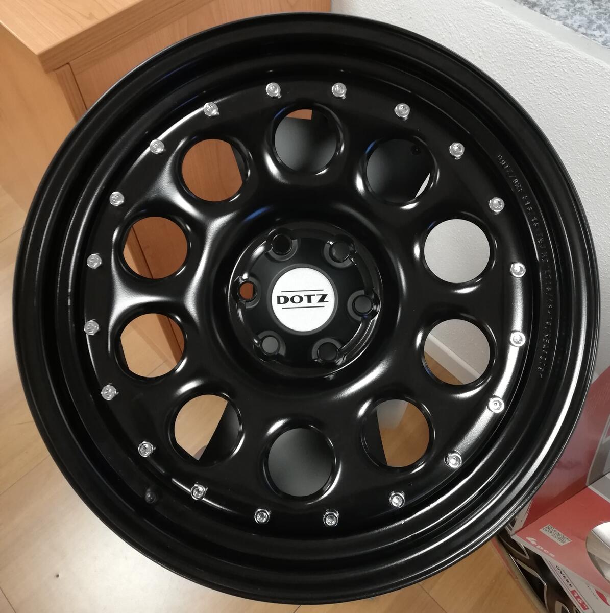 DOTZ 4X4 / MODULAR BEADLOCK 18Z / BLACK<br>7,5J18" 6X114,3 18 66